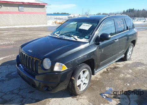 2008 Jeep Compass Sport z USA, uszkodzony, nr VIN 1J8FF47W78D749501